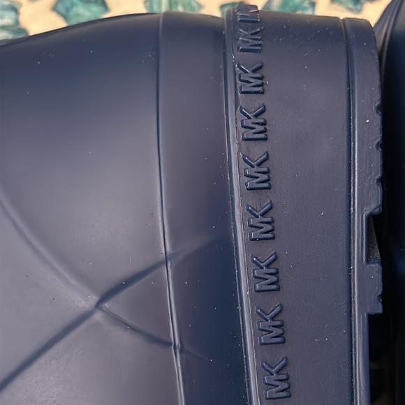 Michael Michael Kors Mac Rainbootie Size 8 - Picture 5 of 5